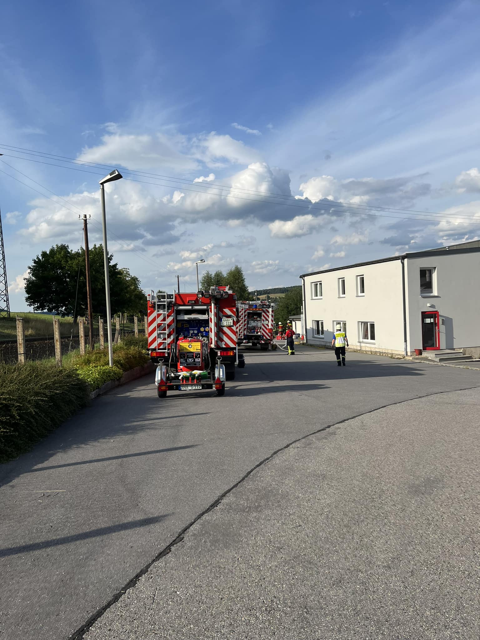 Read more about the article Brand 2 – Neudorf – Nachforderung Atemschutzgeräteträger